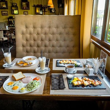 Guest House Shale ヴィーンヌィツャ エクステリア 写真