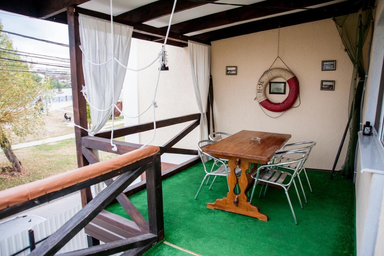 Guest House Shale ヴィーンヌィツャ エクステリア 写真