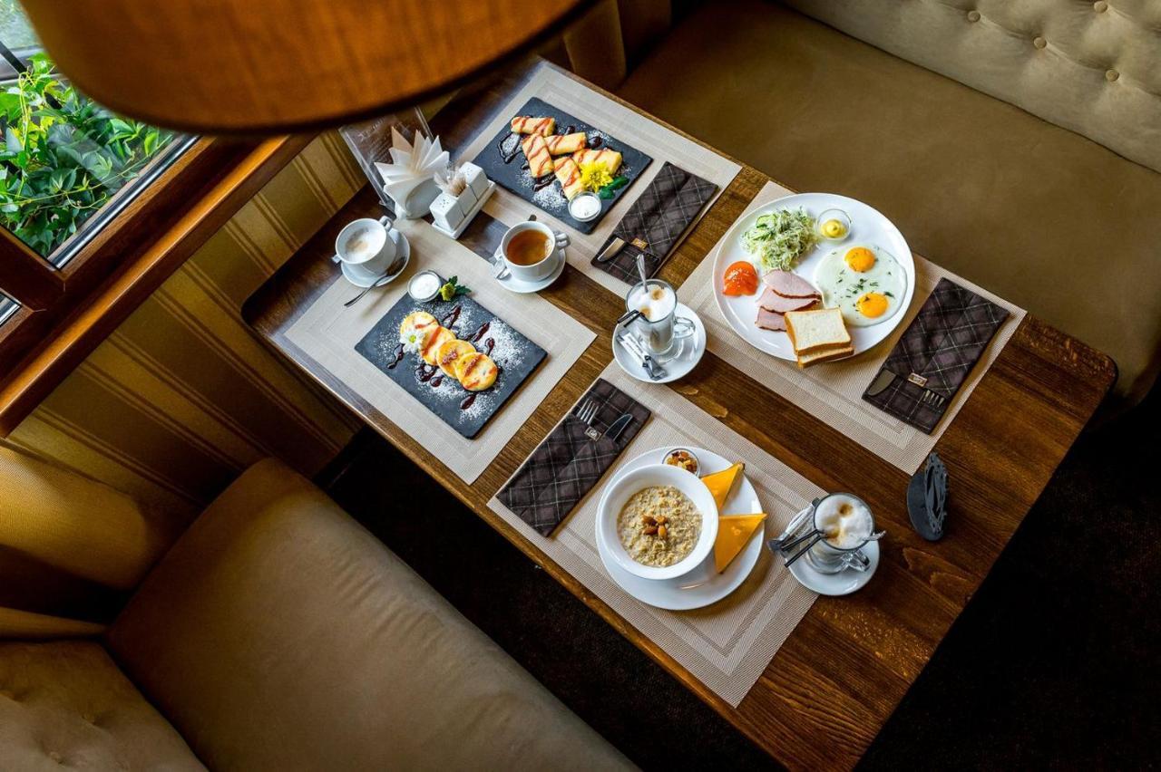 Guest House Shale ヴィーンヌィツャ エクステリア 写真