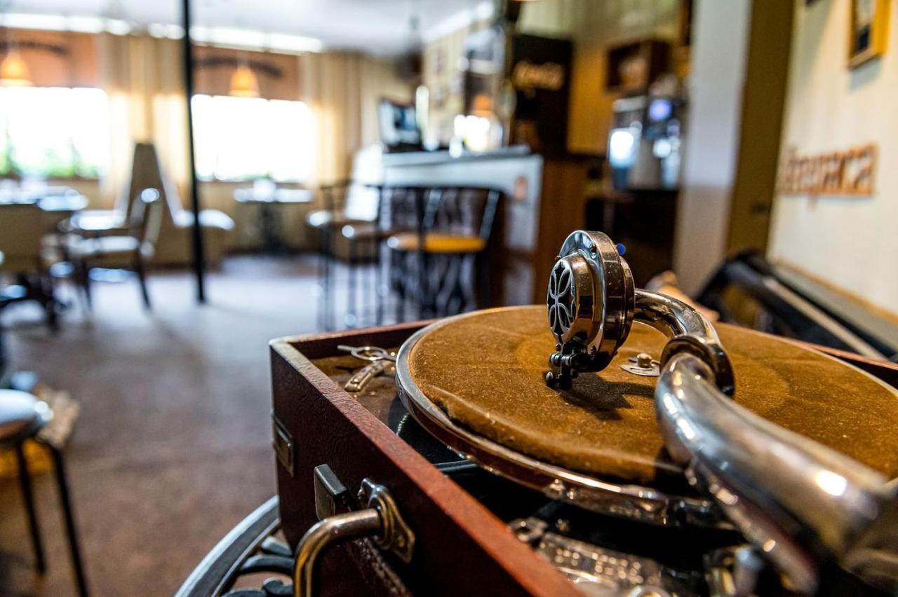 Guest House Shale ヴィーンヌィツャ エクステリア 写真